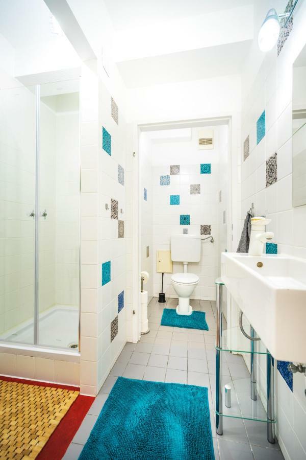 10 Min. Downtown - 2 Bedrooms - Parking Bécs Kültér fotó